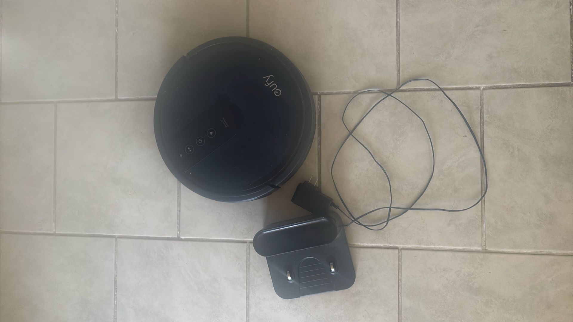 Eufy Bluetooth Floor Vacuum