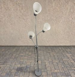 3-Head Adjustable Floor Lamp