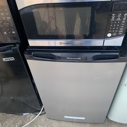 Microwave And Mini Fridge 