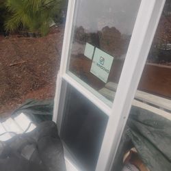 14 Double Hung Windows-vinyl 