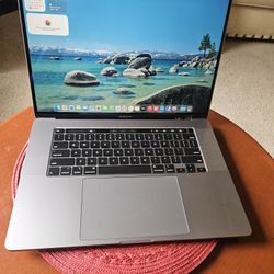 Apple Macbook Pro i9 32gb Ram 1TB SSD Drive 16" 4GB GPU Radeon Pro 5500M 2019