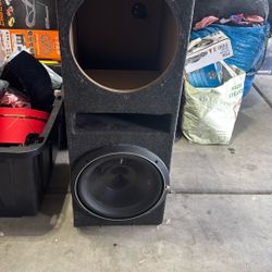 Rockford P2 - 2X12 Ported Enclosure With One 12" Punch P2 Subwoofer