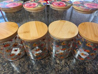 8 × Glass Jars with Lids