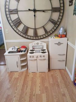 Pottery Barn kids kitchen furniture