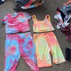 Womens Workout Outfit Size Med $10 Each