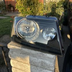 2004-2008 F150 Headlight