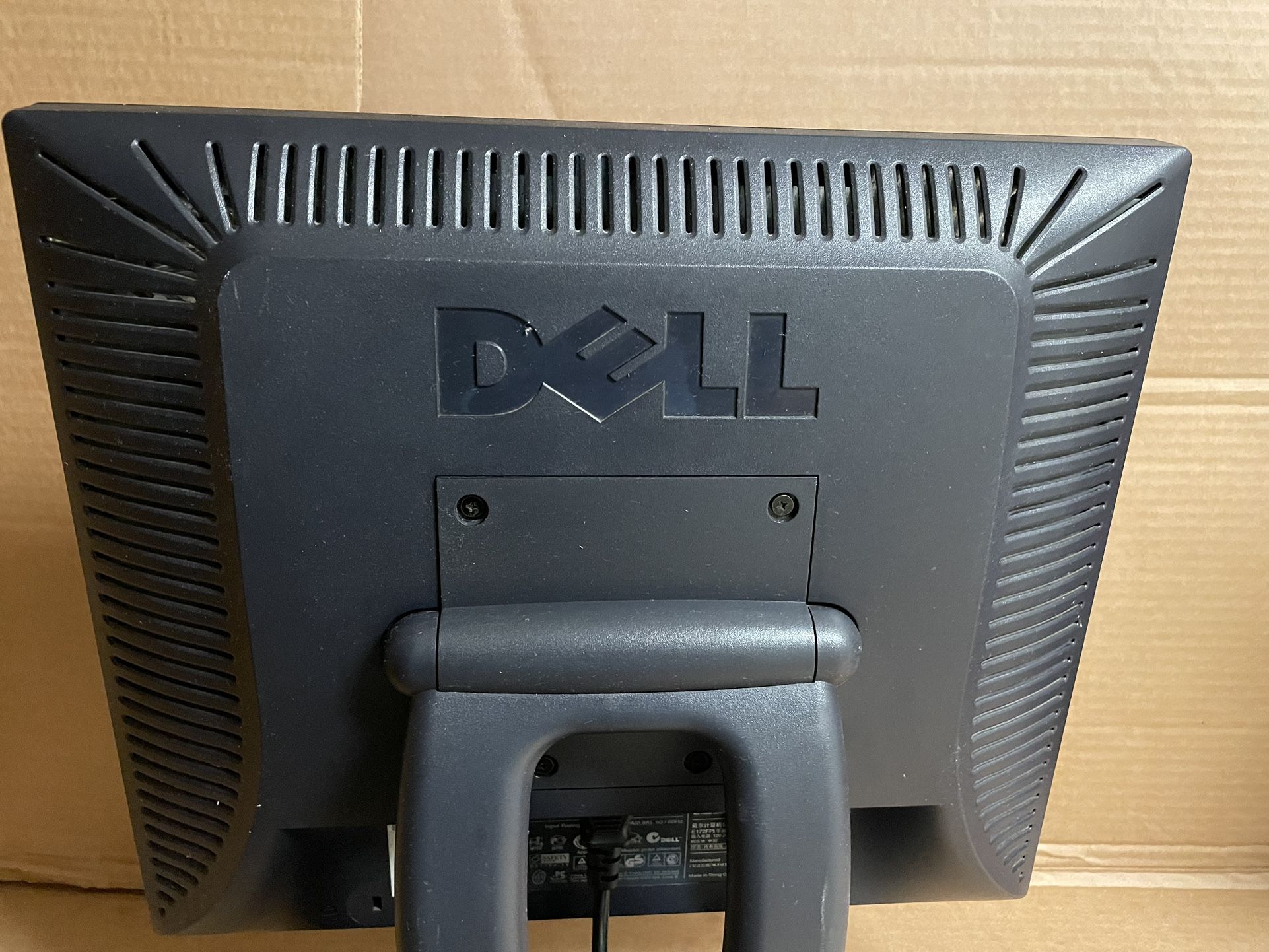 Dell E172FPT LCD 17 Inch Monitor Vintage Old School Tested & Works