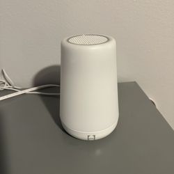 Hatch Bluetooth Nightlight And Speaker