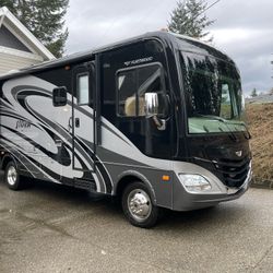 2013 Fleetwood Storm