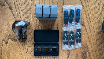 DJI Mini 5 Pro Battery and Accessories