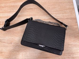 H&M Shoulder bag