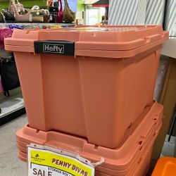 Hefty 60QT Storage Box