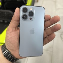 iPhone 13 Pro Unlocked 128GB! Finance For $50 Down Payment!!