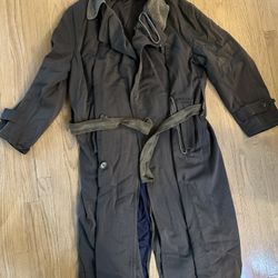 Perry Ellis, Designer, Trenchcoat