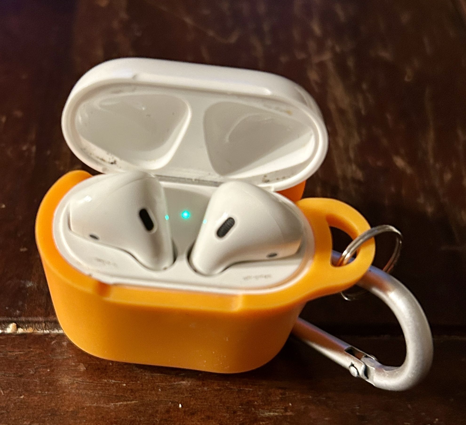 Air pods 2nd gen Lightning Charging Case With Cover