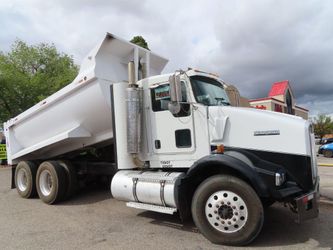 2006 Kenworth Dump Truck