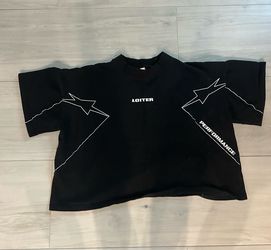 Cropped black graphic tee large