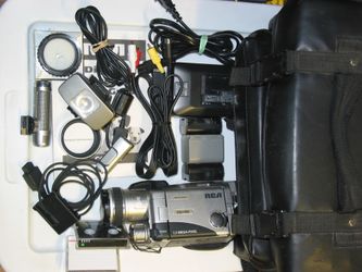 Ultra Rare RCA CC9390 MiniDV camcorder w/Detachable LCD & NIGHTSHOT