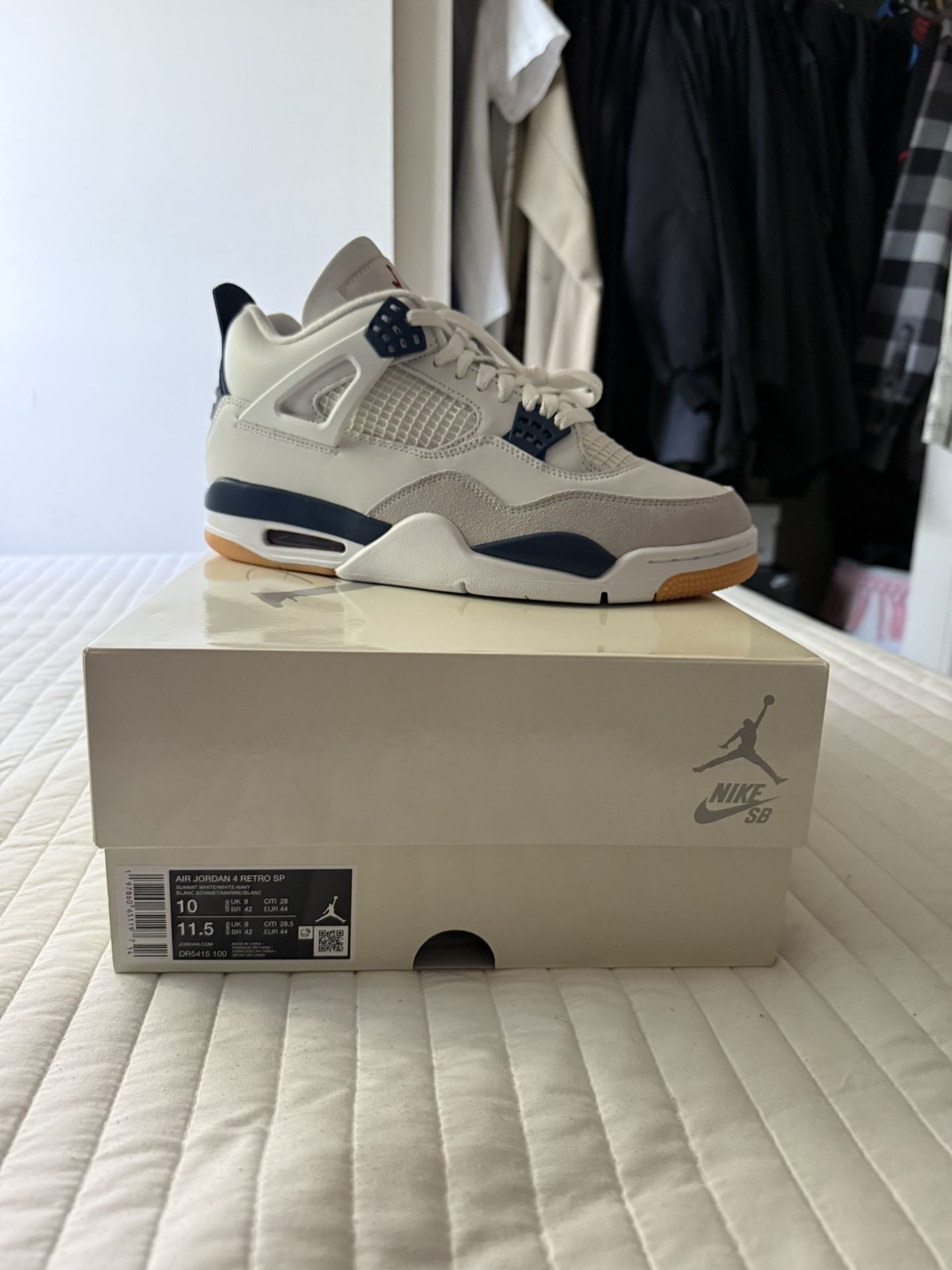 Jordan 4 SB Navy
