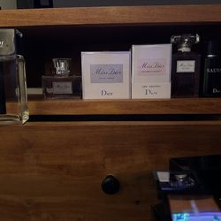 Perfumes For Sale Dior Chanel ,Gucci ,Prada Versace Givenchy