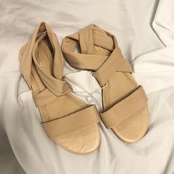 *NEW* F21 Blush Flat Sandals