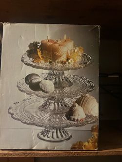 glass pedestal serving plates tiered