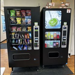 DRINK AND SNACKS VENDING MACHINE WITH CARD READER