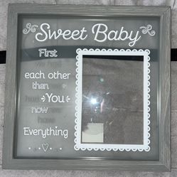 Sweet Baby 12 x 12 (Holds 5 x 7) Malden Gray Picture Frame - EXCELLENT CONDITION