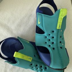 Nike Boy Pair Of Sandals 