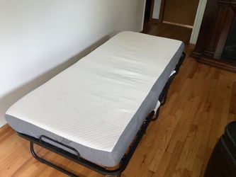 Vevor    Rollaway Bed   31’75     4 1/2 inch cushion.