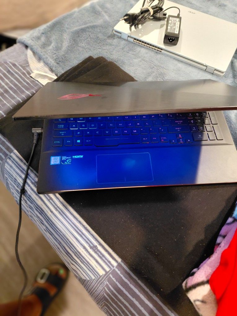 It's a h p gaming laptop