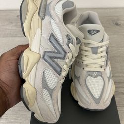 New Balance 9060 Moonbeam White Salt