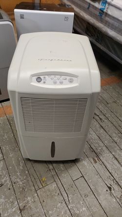 Frigidaire dehumidifier in excellent condition