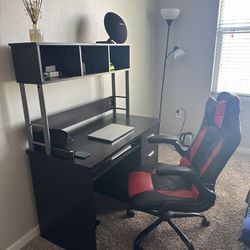 Desk With Gaming Chair 
