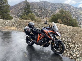 2020 KTM 1290 Superduke GT 