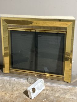 Brass fireplace screen