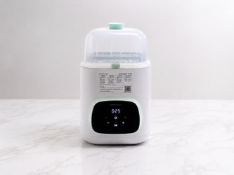 Momcozy Baby Bottle Sterilizer & Dryer – Excellent Condition