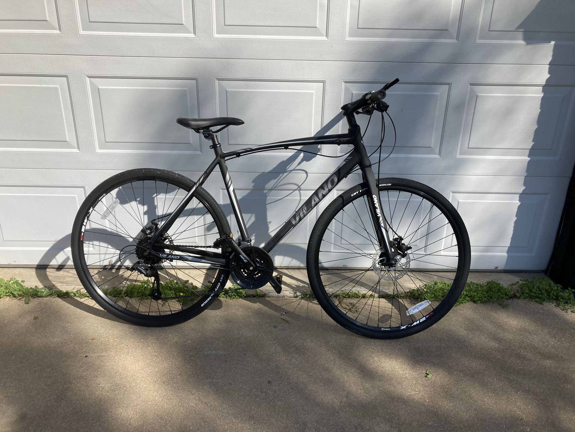 Vilano diverse 3.0 performance hybrid road bike sale