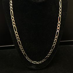 10K Gold Figuaro Neckalce 7mm wide 24”L 28.78grms no trades pick up in Tacoma 