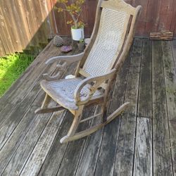 Vintage Rocking Chair 