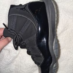 Cap N Gown Jordan 11s
