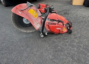 Hilti Concrete Saw 16’