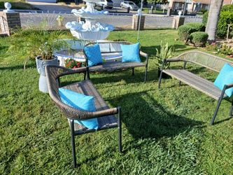 New In. Box Patio Se 3 Pcs