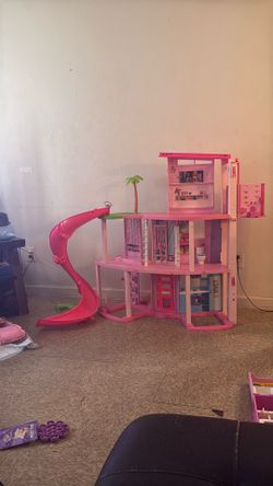 Barbie doll house