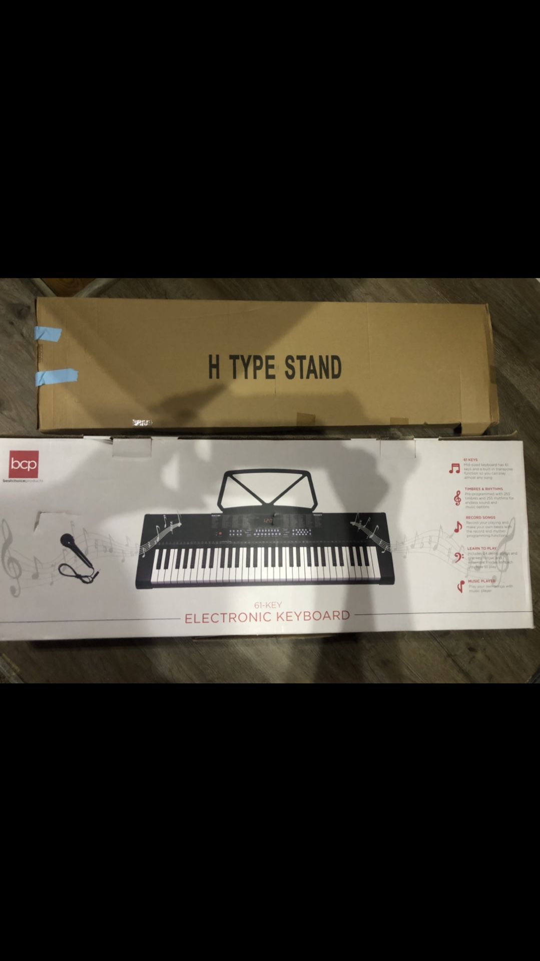 Piano Keyboard With Stand Like New