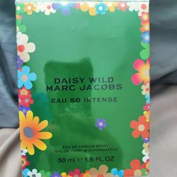 Daisy Wild  Eau So Intense By Marc Jacobs