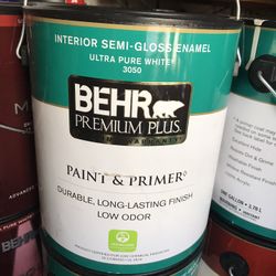 Behr Ultra Pure White Semi Gloss 
