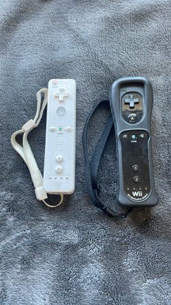 Black And White Wii Remotes