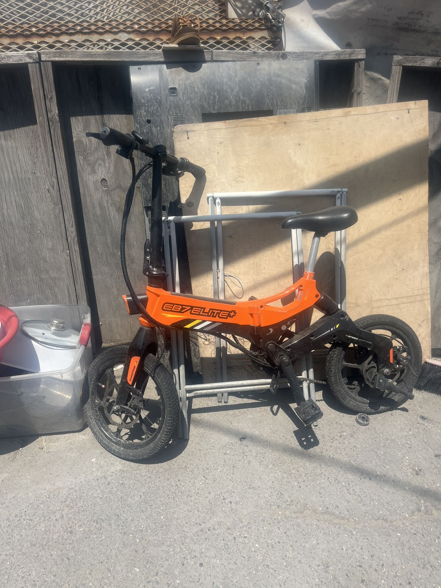 Electric Bike (READ DESCRIPTION)