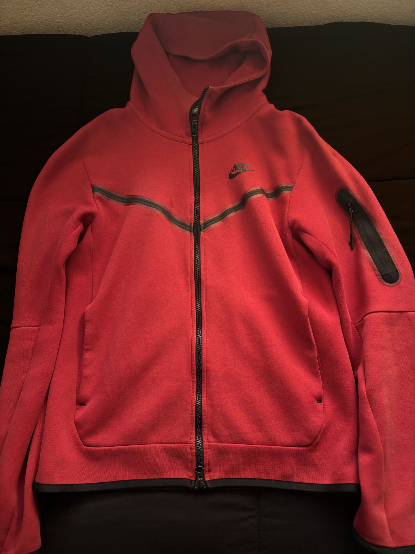 Nike Tech